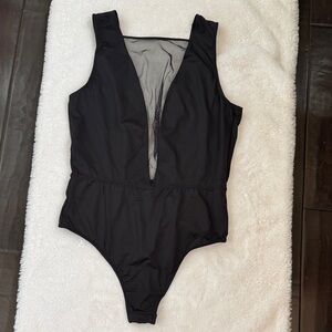 Victoria's Secret Low Plunge Thong Bodysuit Size M